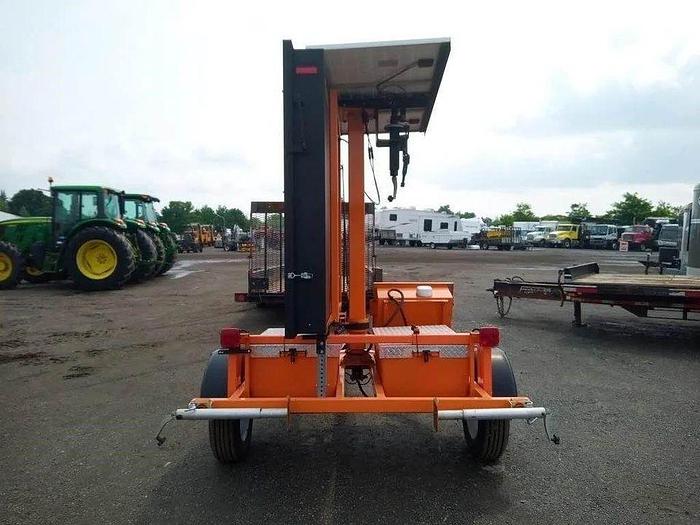 Used 2019 VER-MAC PCMS-320 digital sign trailer as new $12,995