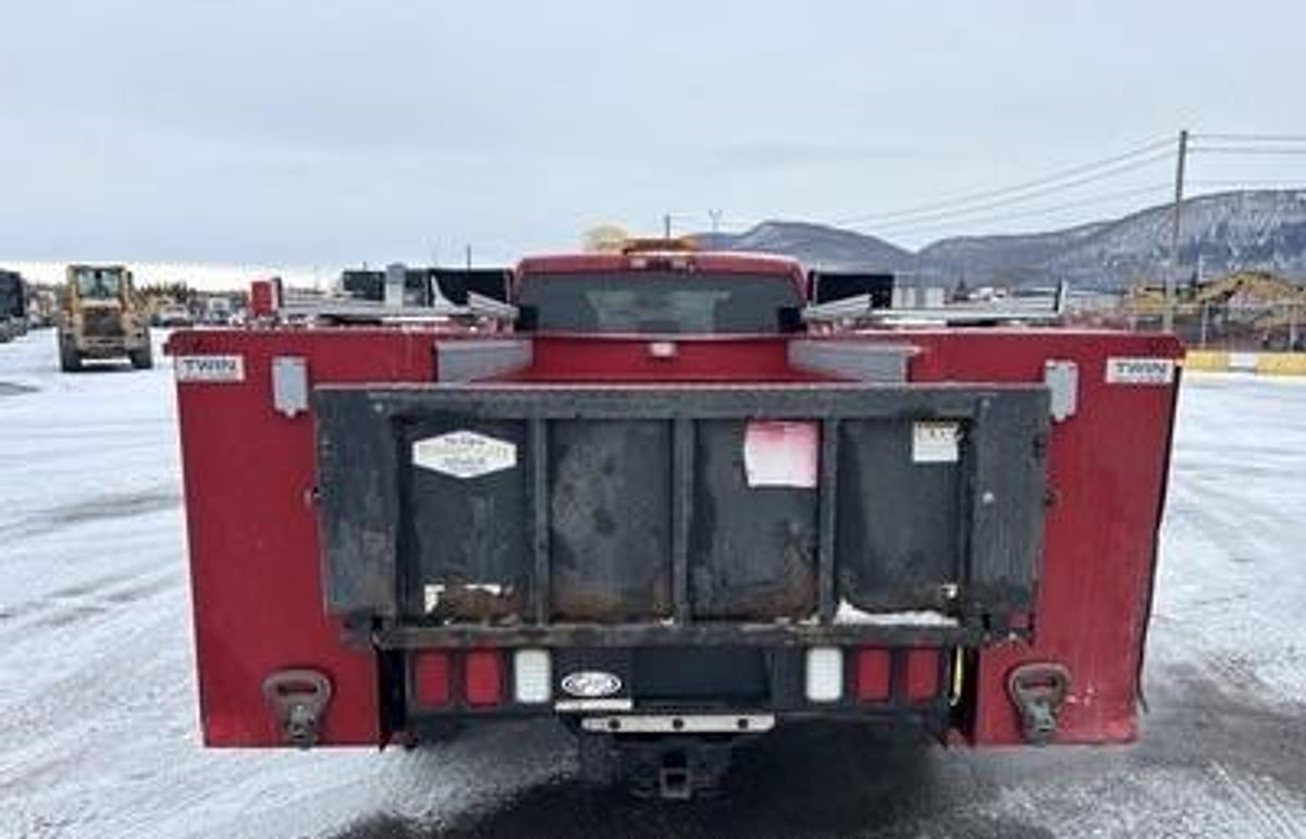 Used 2012 Ram 2500 4x2 crew cab utility truck