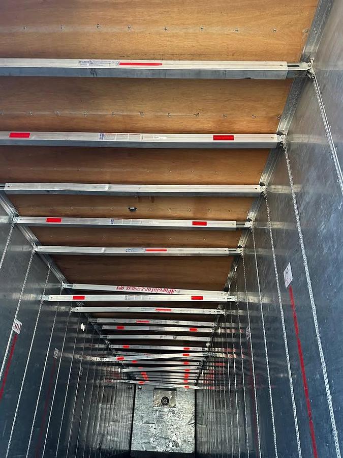 Used 2011 GREAT 53' DRYVAN heater trailer