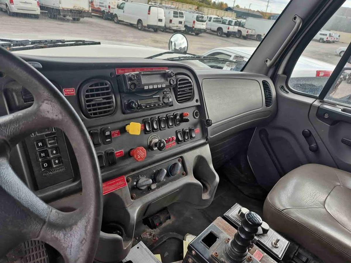 Used 2012 FREIGHTLINER M2 106 heavy duty