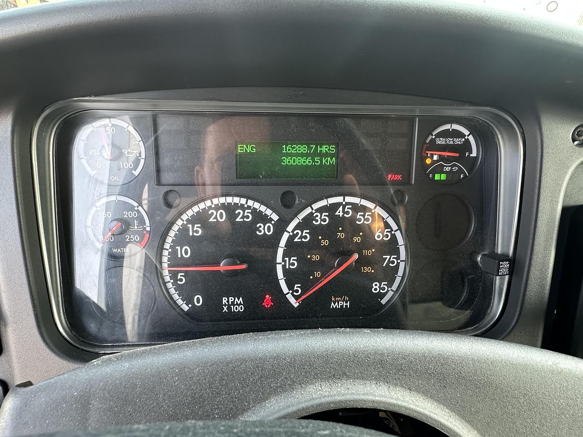 Used 2016 Freightliner M2 106 4x2 Mobile Shredding Truck