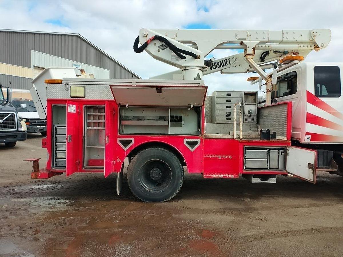 Used 2011 International DuraStar S/A Bucket Truck