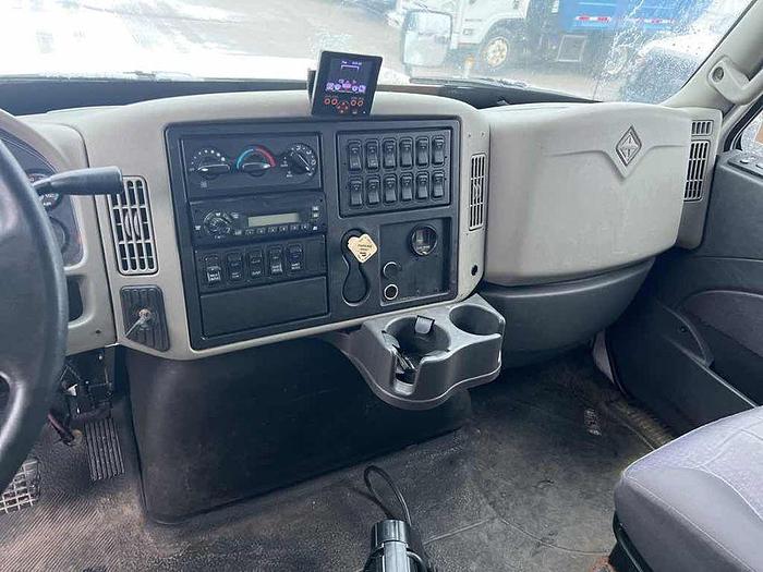 Used 2014 INTERNATIONAL 4300 LP PARTY BUS hydraulic brakes auto,