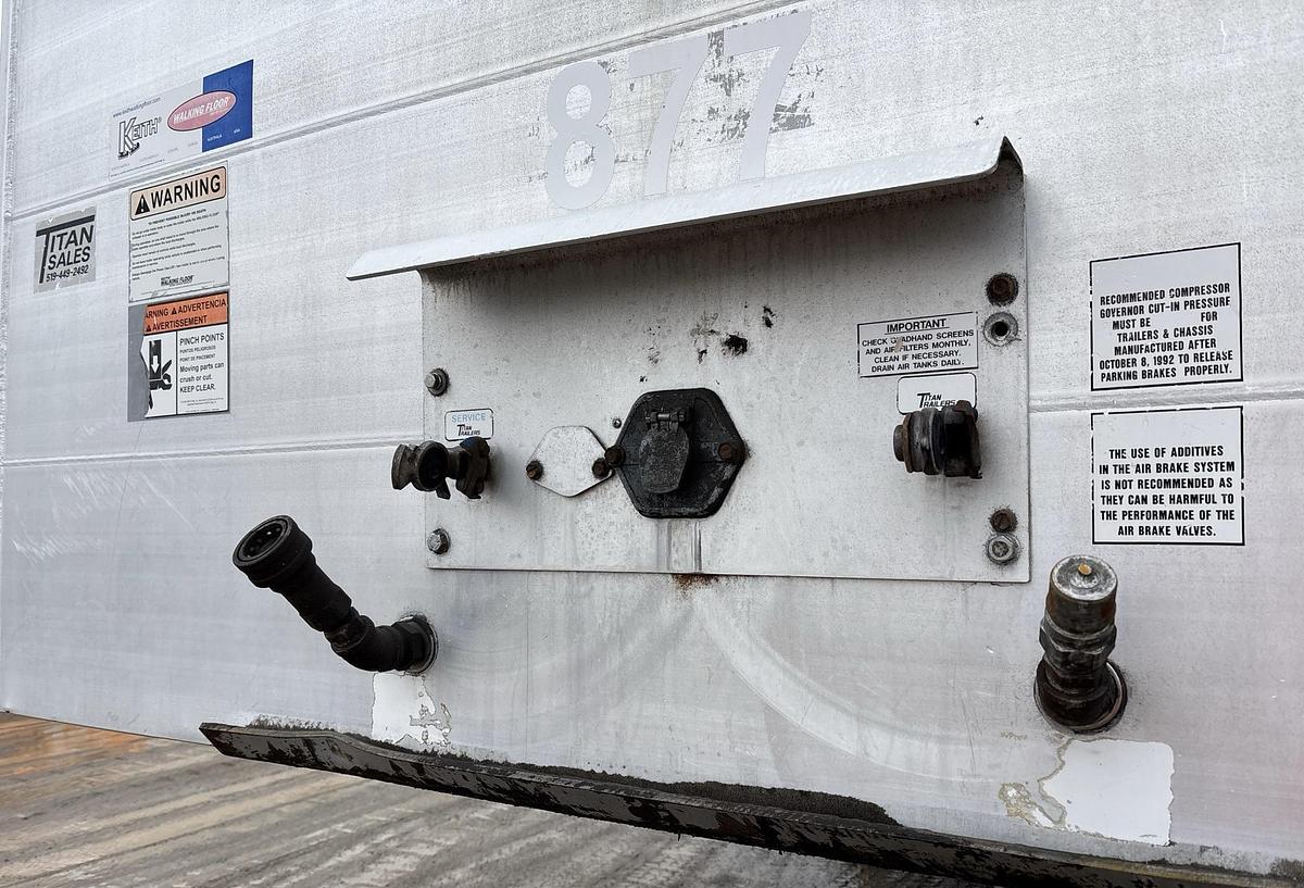 Used 2011 Titan 53 ft 5/Axle Moving Floor Trailer