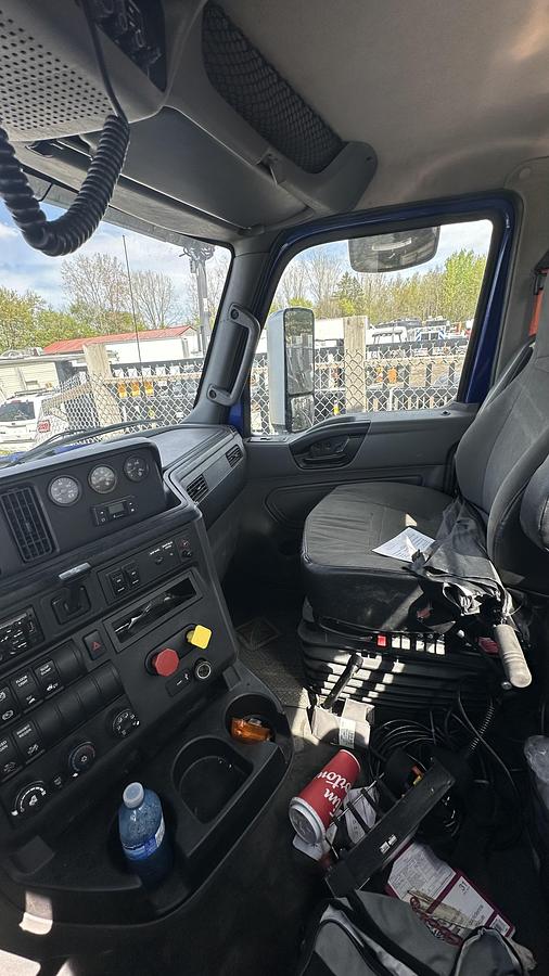 Used 2019 international LT625