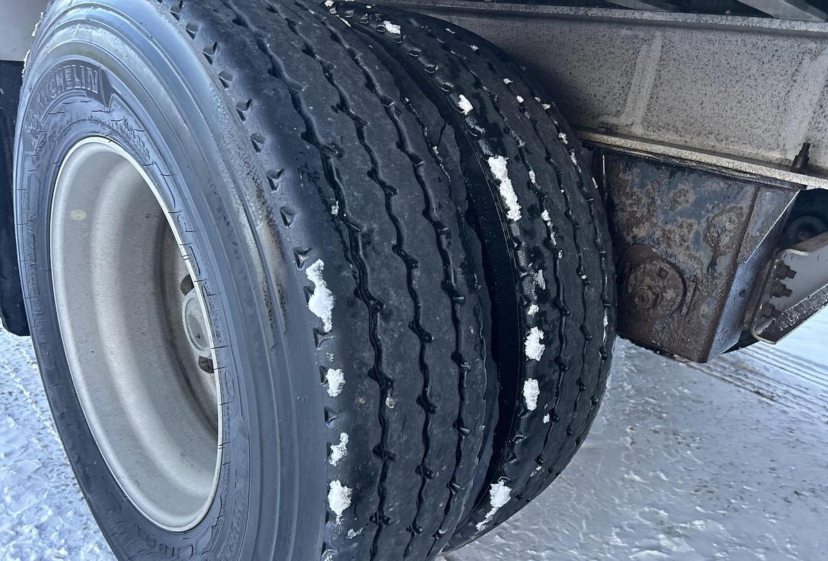 Used 2016 Titan 53 ft x 102 in Quad/A Moving Floor Open-Top Chip Trailer