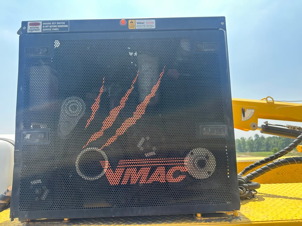 Used 2017 Ford F550 XL, 4 x 4 Service Truck crane generator, air compressor