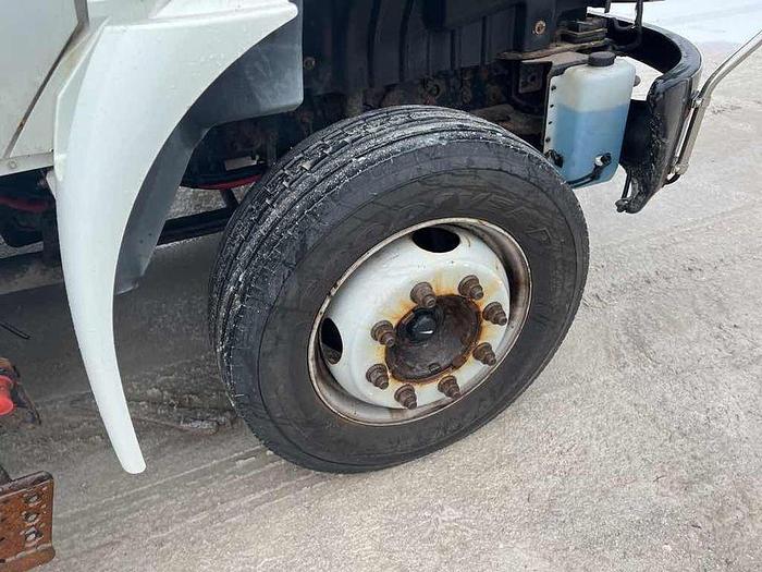 Used 2014 INTERNATIONAL 4300 LP PARTY BUS hydraulic brakes auto,