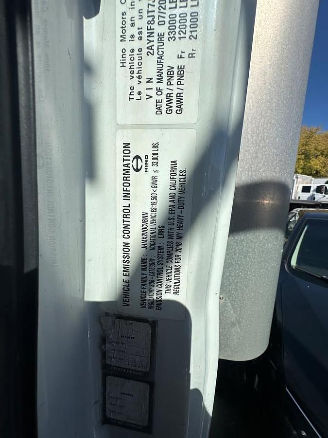 Used 2018 Hino 338 26ft box hydraulic tailgate