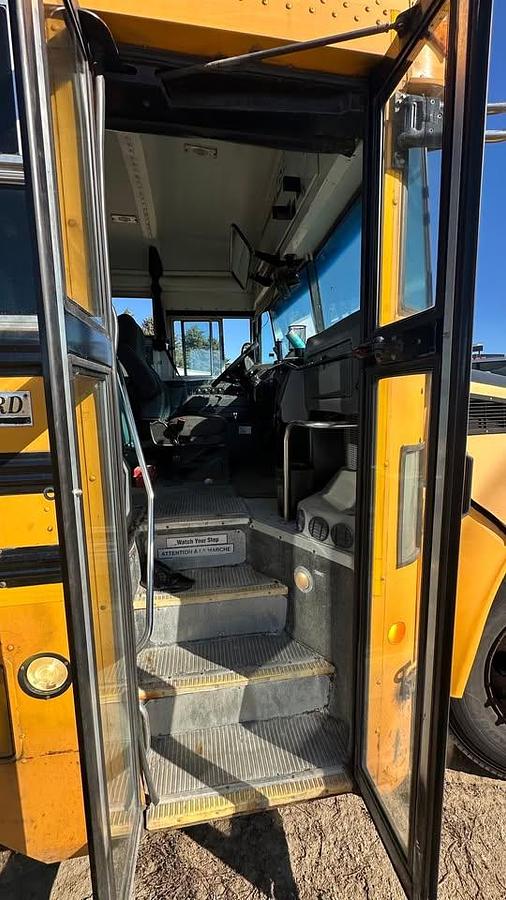 Used 2011 BlueBird 4x2 72-Seats school bus