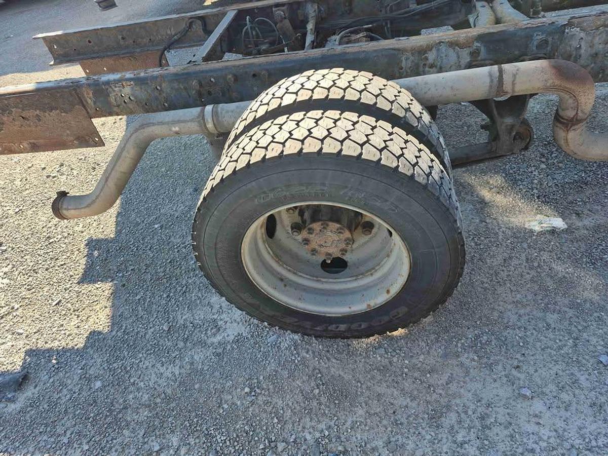 Used 2013 INTERNATIONAL 4300 only $4,995 low pro single axle ex opp