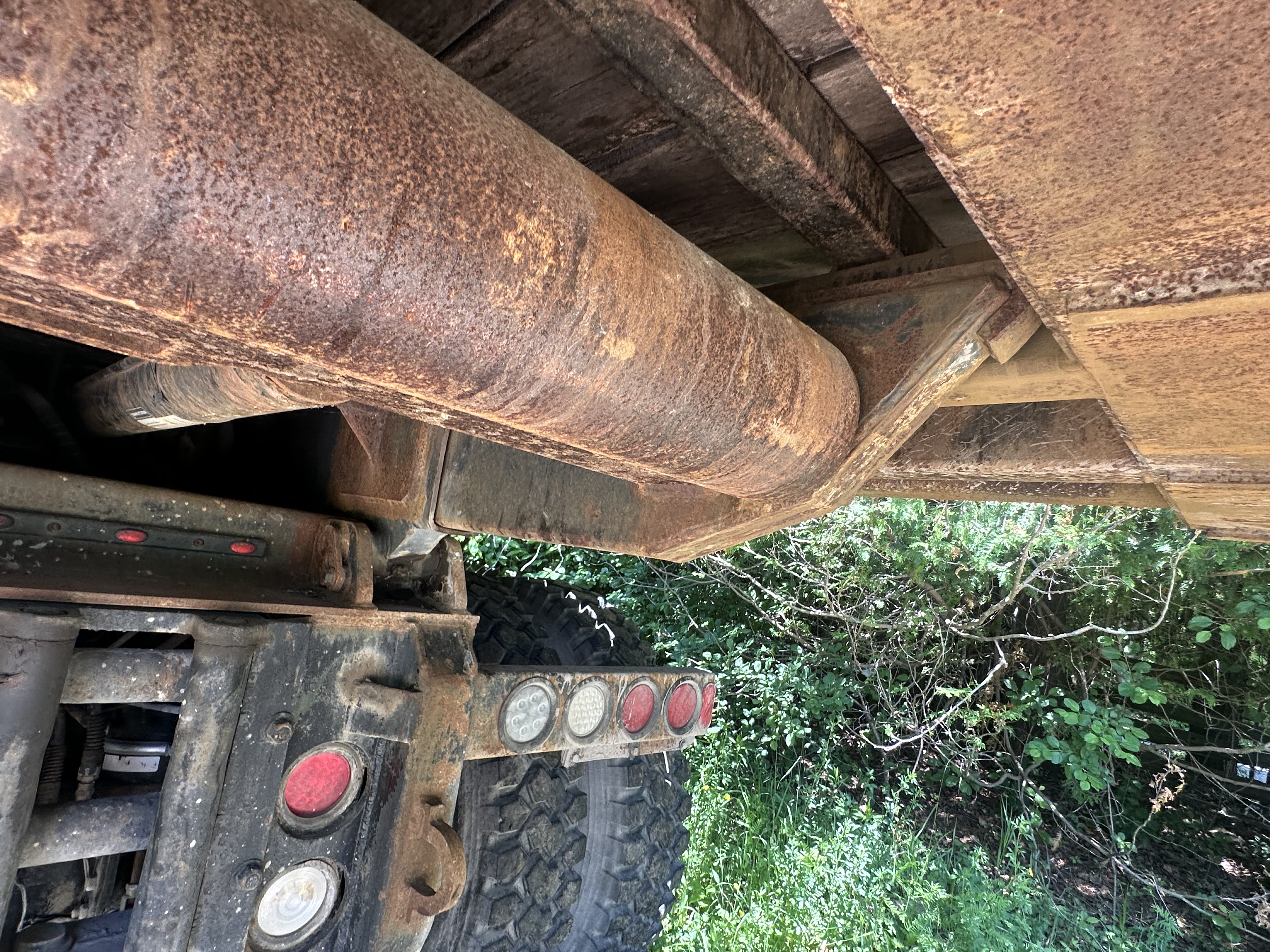 Used 1998 Kenworth C550B 8x4 Twin-Steer 2015 remote roll off bed / winch