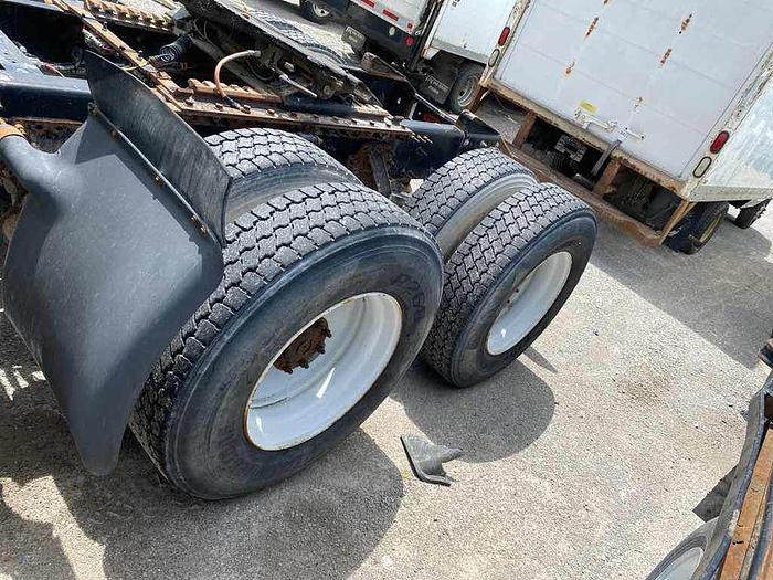 Used 2014 Volvo VN VNL Day Cab auto