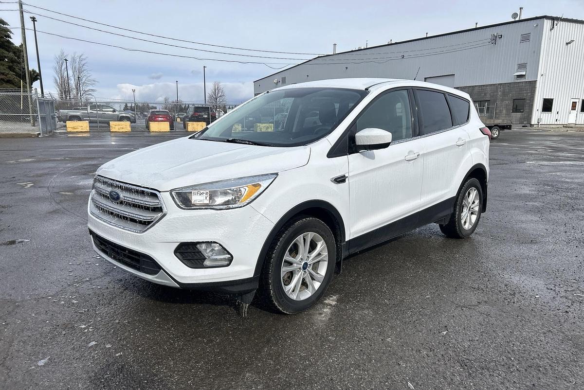 Used 2019 Ford Escape SE awd suv