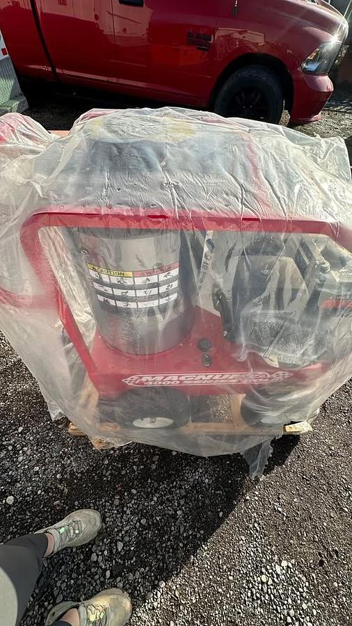 Used 2024 Magnum 4000 Series Hot Water Gas easy-kleen pressure wash system