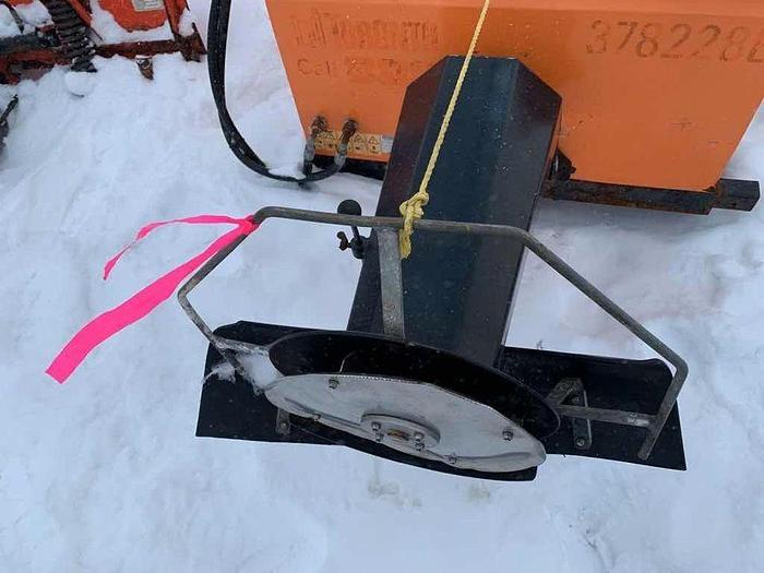 Used 2016 SNOWLINE P170 HYDRAULIC SANDER. $1995. hydraulic powered