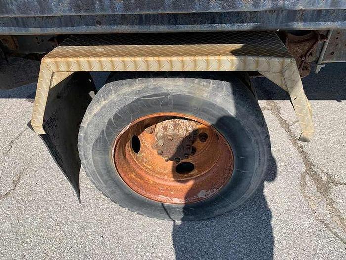 Used 2012 INTERNATIONAL 4300 LP KANGO HOOK LIFT  Only $32,500