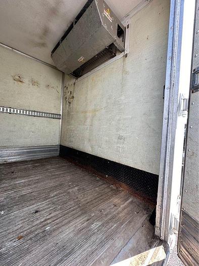 Used 2016 Hino 195 18' Reefer Auto diesel