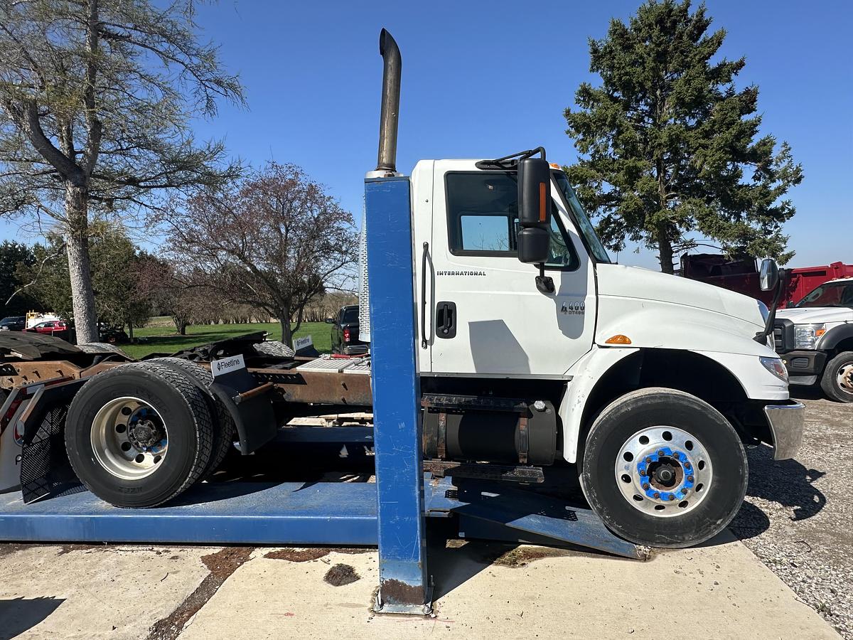 Used 2005 International 4400 series Single Axle Day cab Highway Tractor