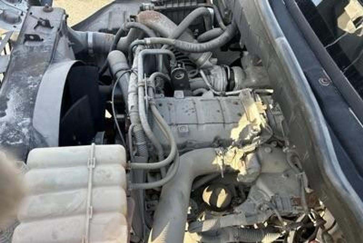 Used 2015 International 4300SBA 4x2 hi-rail service truck