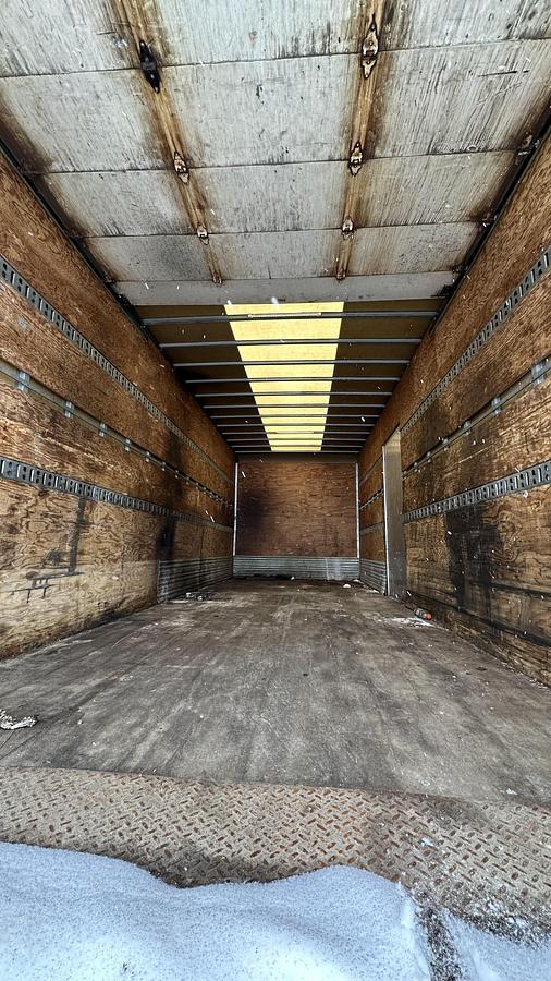 Used 2017 International 4300 box truck