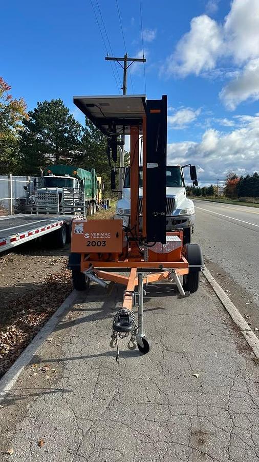 Used 2019 VER-MAC PCMS-320 digital sign trailer as new 2 in stock