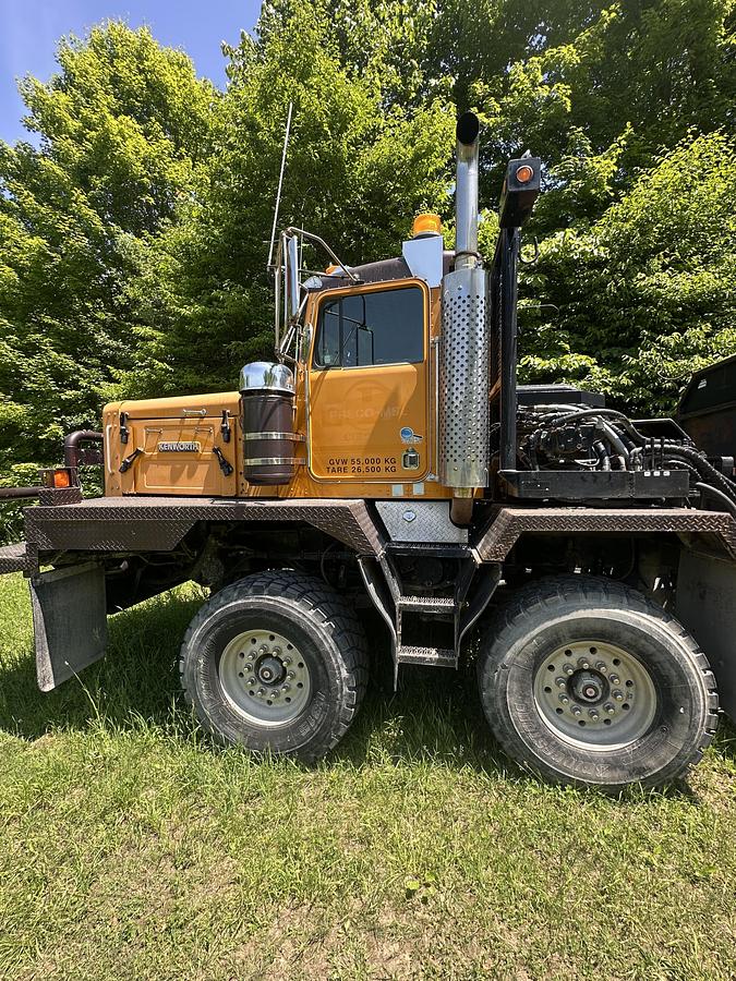 Used 1998 Kenworth C550B 8x4 Twin-Steer 2015 remote roll off bed / winch