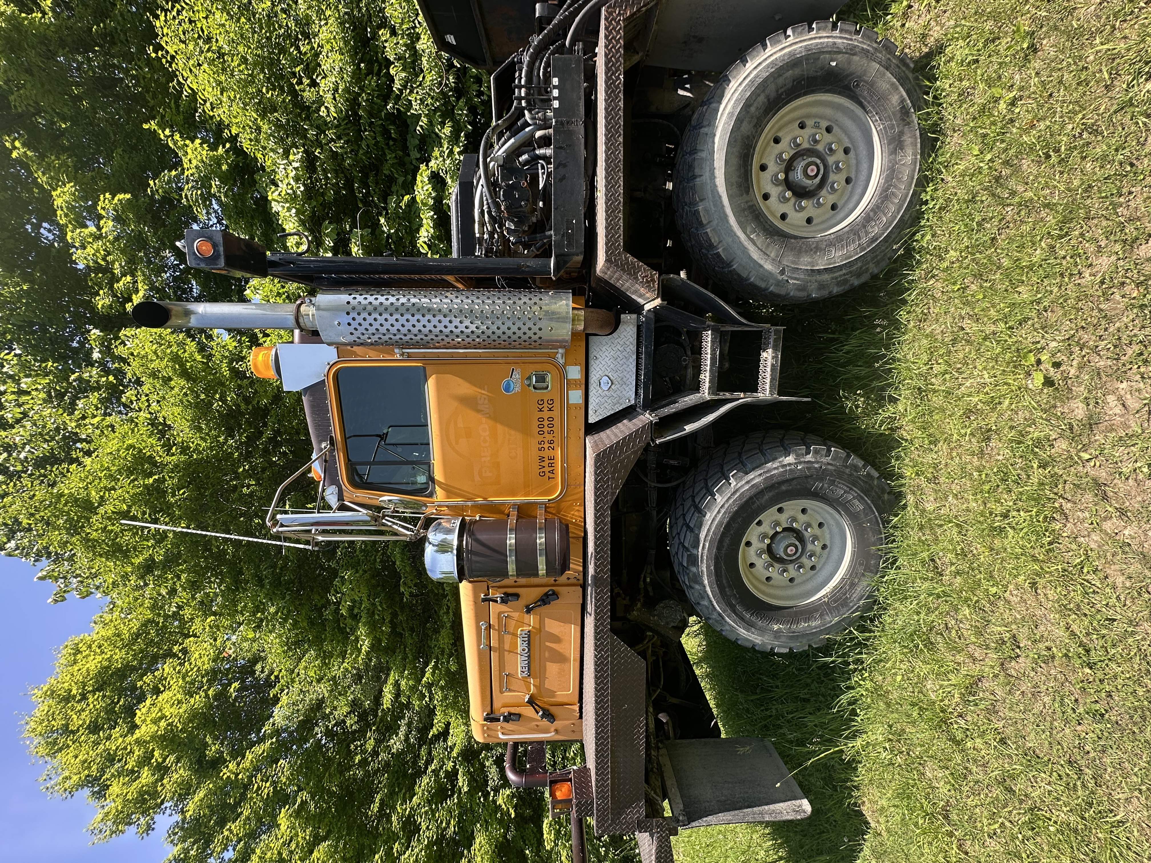Used 1998 Kenworth C550B 8x4 Twin-Steer 2015 remote roll off bed / winch
