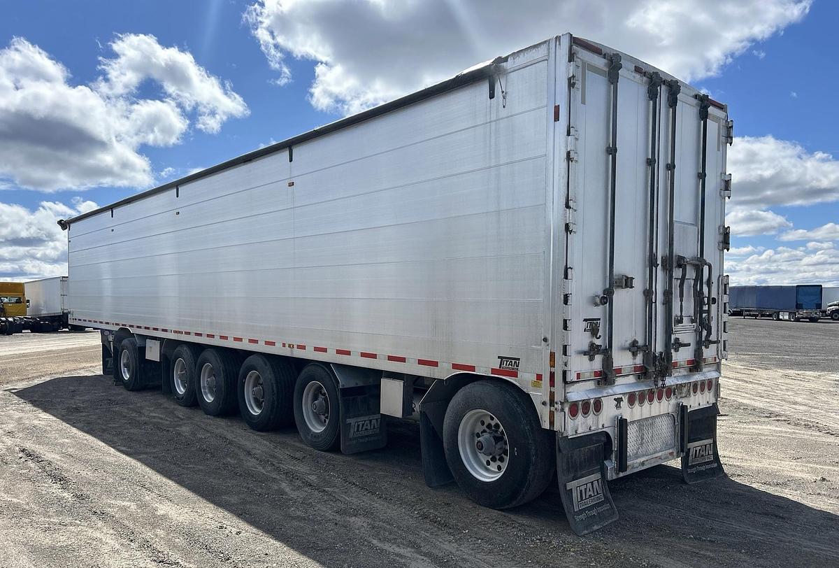 Used 2016 Titan 53 ft x 102 in 6/Axle Walking Floor Trailer