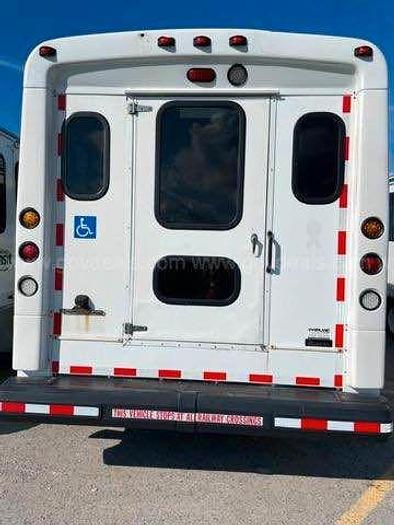 Used 2013 GMC Savana - Titan 11 Body - wheelchair accessible Transit