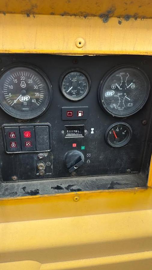 Used 2007 Ingersoll Rand p185wjd compressor