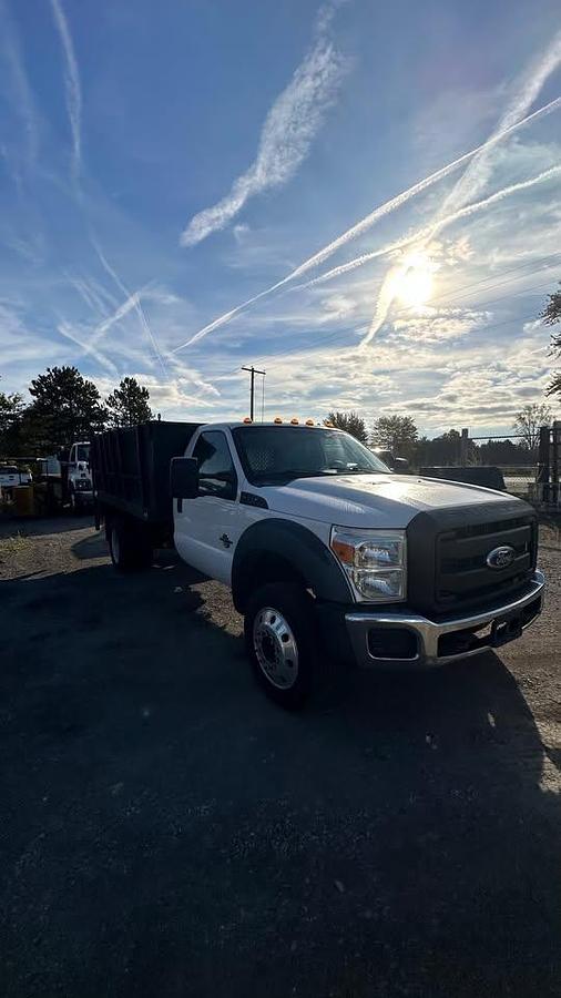 Used 2011 Ford f550 powerstroke hydraulic tailgate