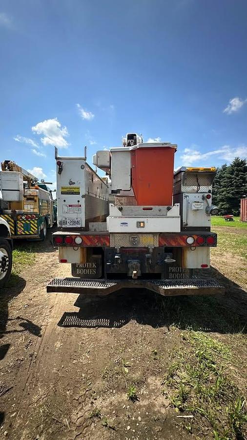 Used 2014 International 4400 SBA Durastar 4x2 Extended Cab Bucket Truck posi-plus 200-42a 42 ft