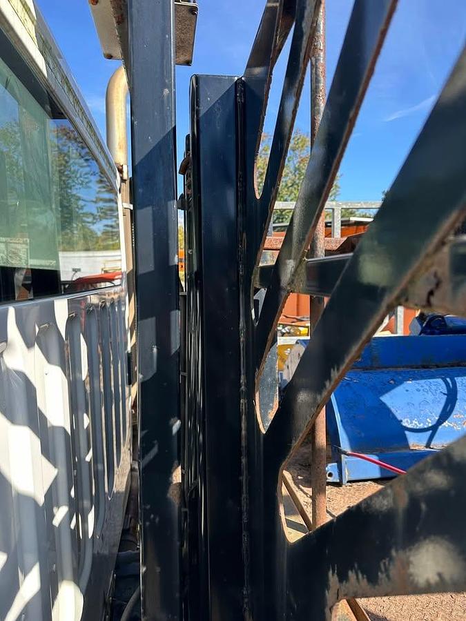 Used 2015 FREIGHTLINER M2 106 106 medium duty hook lift