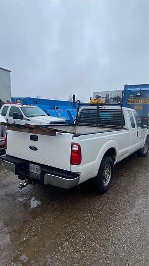 Used 2011 FORD F250 2WD 8 FOOT BOX 6.2 l v8 gas runs