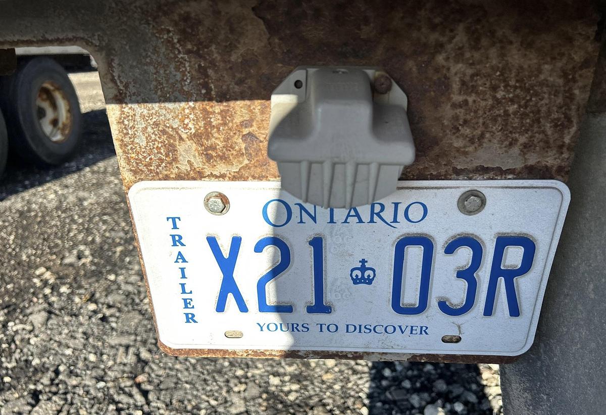 Used 2004 Trailmobile 53 ft x 102 in T/A Van Trailer