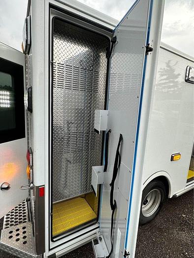 Used 2017 CHEVEROLET 3599 DEISEL AMBULANCE only $26,500 very clean
