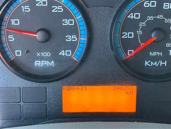 Used 2013 International 4300 straight truc 26’ curb entry, air brakes