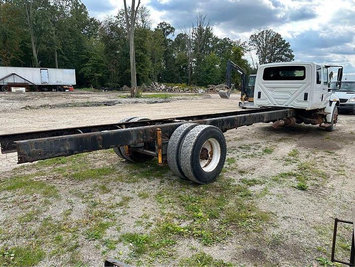 Used 2013 INTERNATIONAL 4300 EXTENTED CAB s/a automatic, air brakes