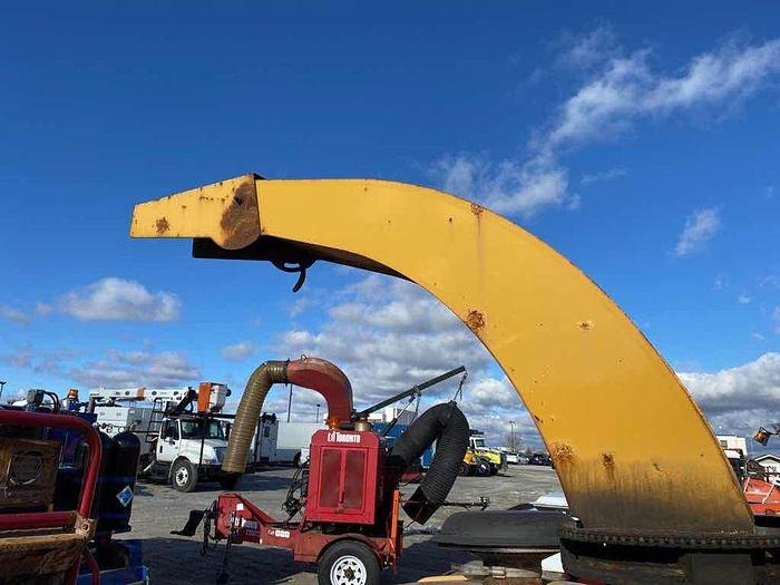 Used 2013 Vermeer BC1000XL Woodchippe 1368 hrs works perfect 1