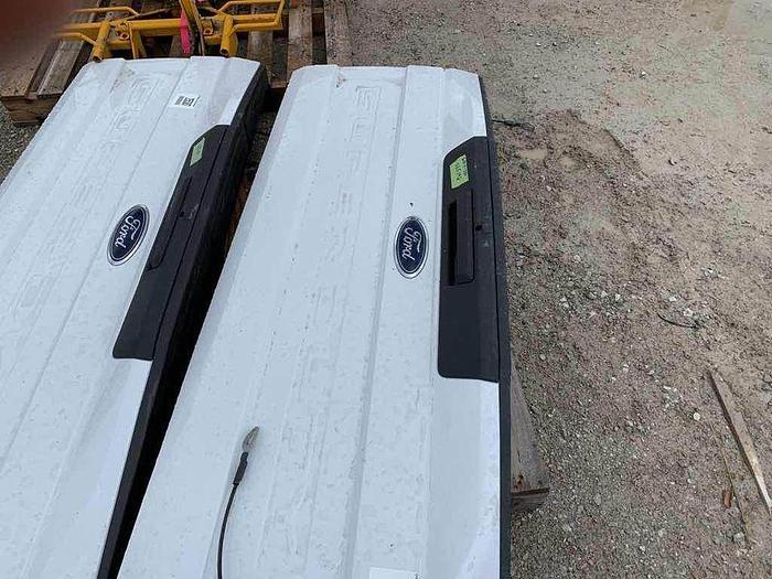 Used 2022 FORD F250 TAILGATES brand new take offs only 2 left $1,250