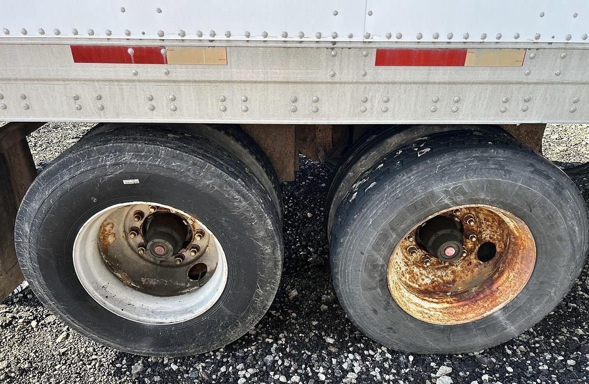 Used 2004 Trailmobile 53 ft x 102 in T/A Van Trailer