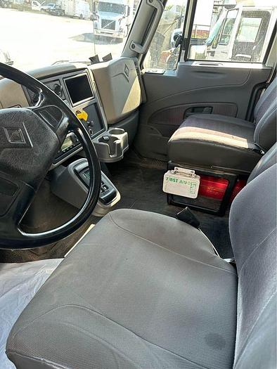 Used 2013 International 4300 21’ Reefer thermoking auto