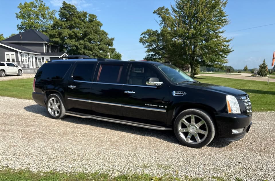 Used 2008 Cadillac Escalade esv limousine