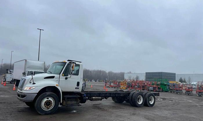 Used 2017 International INTERNATIONAL Cab and Chassis 4400 Tandem