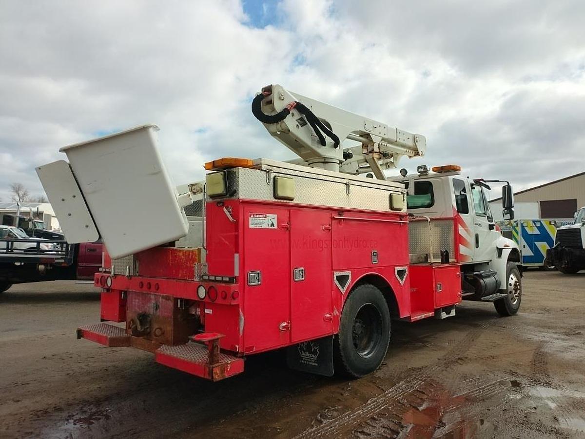 Used 2011 International DuraStar S/A Bucket Truck