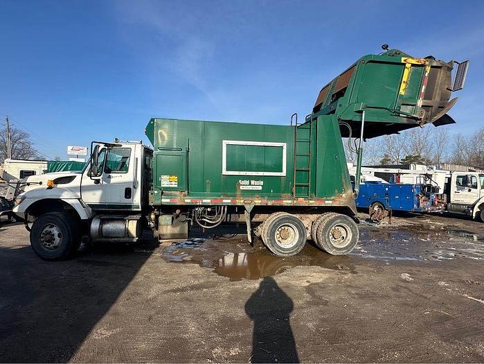 Used 2011 International 7400 GARBAGE TRUCK