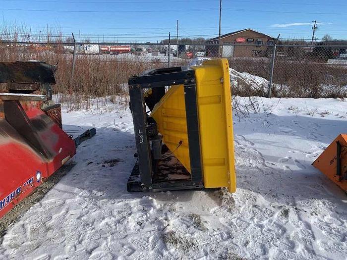 Used 2015 SNOWEX V-MAX 7550 SALTER ex city $1800. LAST ONE LEFT.