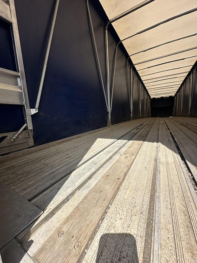 Used 2018 Reitnouer Bigger Bubba 53' Curtain Side