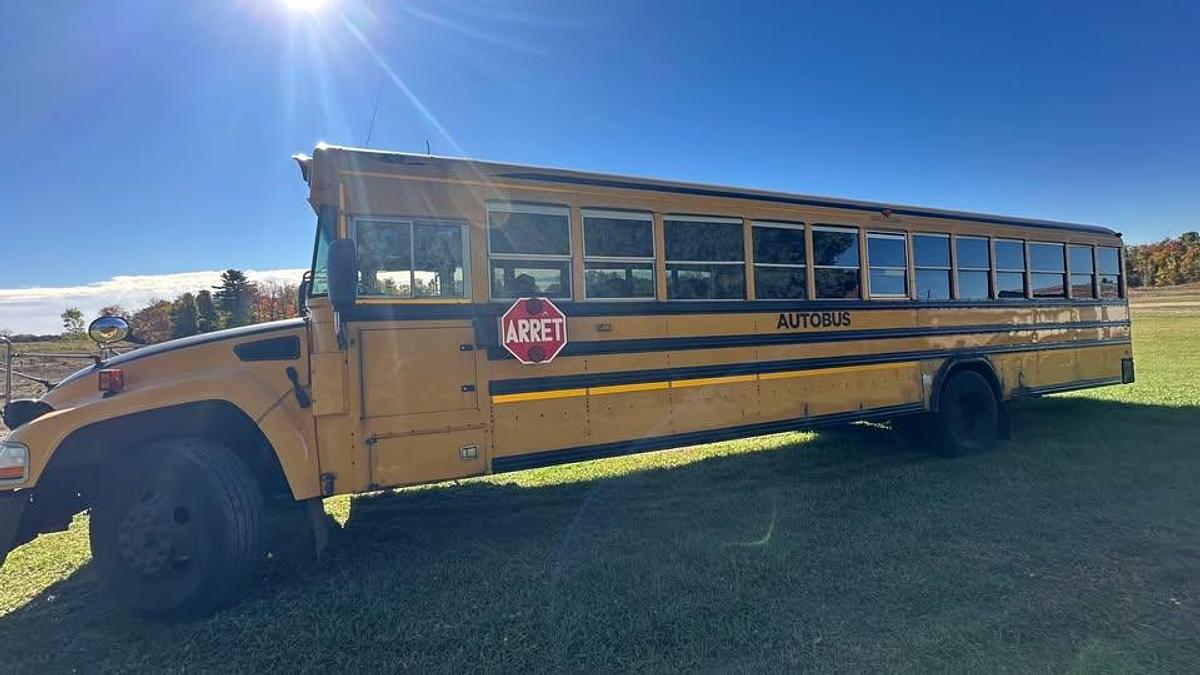 Used 2011 BlueBird 4x2 72-Seat school bus